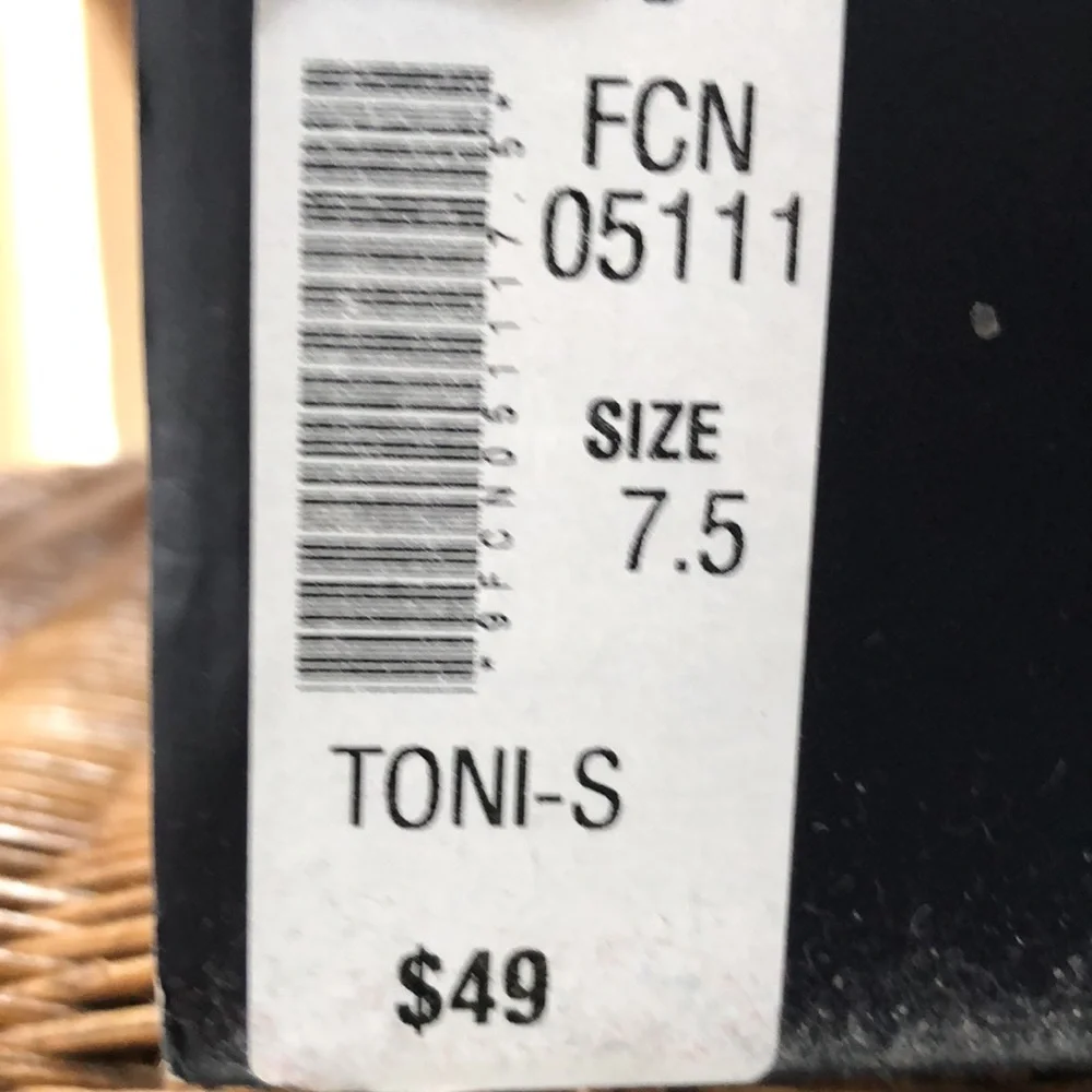 Black Boot size 7.5 NWT FRENCH CONNECTION TONI Boot - Picture 12 of 12